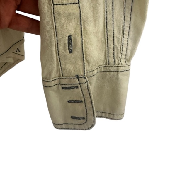 Free People embroidered denim Button-Up Shirt S - Picture 2 of 5